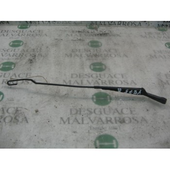 BRAZO LIMPIA DELANTERO DERECHO 