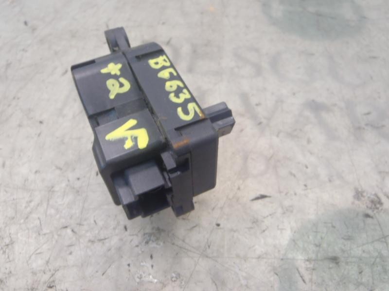 Recambio de motor apertura trampillas climatizador para ford focus berlina (cap) ghia referencia OEM IAM   