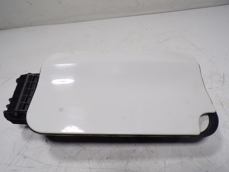 Recambio de tapa combustible para toyota proace city 1.5 dci referencia OEM IAM   