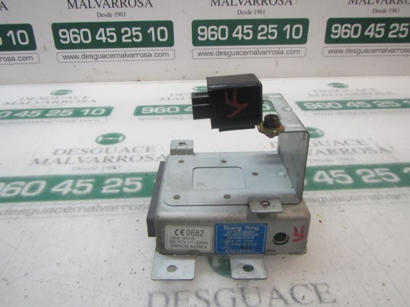 Recambio de centralita inmovilizador para ssangyong rexton 2.7 turbodiesel cat referencia OEM IAM 8712008201  