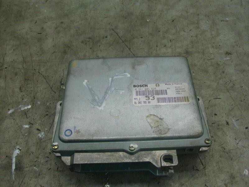 Recambio de centralita motor uce para citroën xsara berlina 1.6 lx referencia OEM IAM   