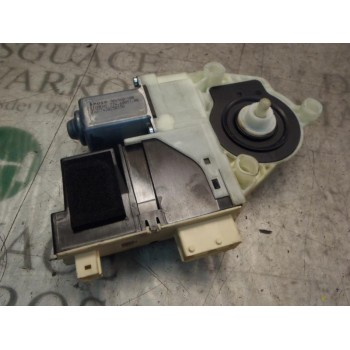 MOTOR ELEVALUNAS DELANTERO DERECHO 