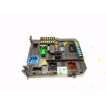 CAJA RELES / FUSIBLES 1611427780 9819849680 