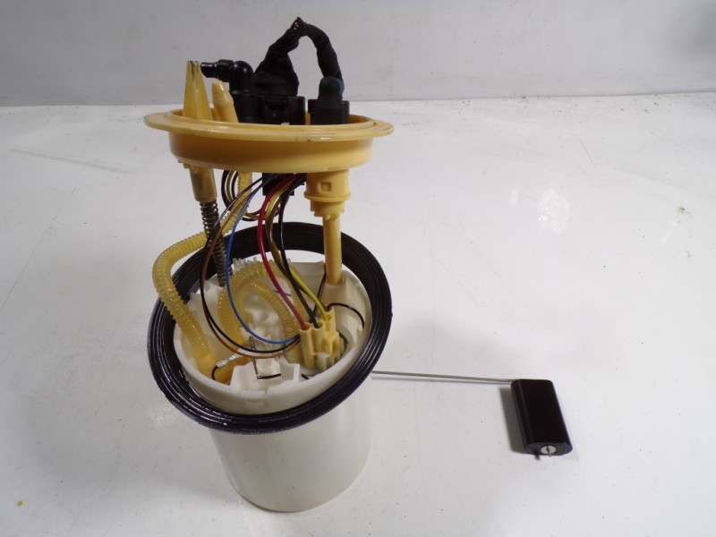 Recambio de aforador para audi a3 sportback (8vf) s line edition referencia OEM IAM 5Q0919050BA 5Q0919050 A2C141168600