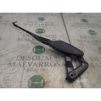 BRAZO LIMPIA DELANTERO DERECHO A2118200444 