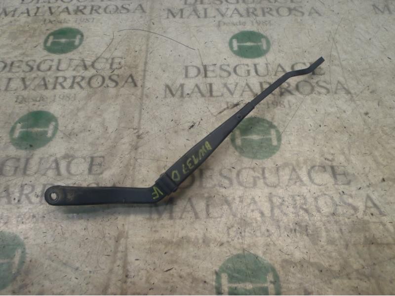 Recambio de brazo limpia delantero derecho para ssangyong korando 2.9 tdi lux referencia OEM IAM   