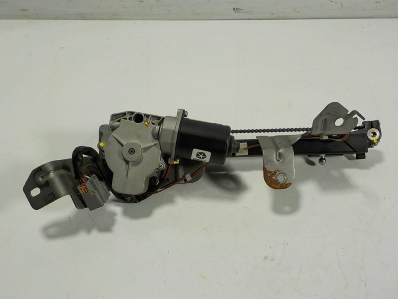 Recambio de motor c/c porton para lancia voyager (404) platinum referencia OEM IAM K68195936AA PN16915741AC 