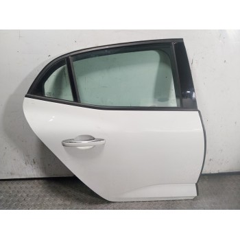 PUERTA TRASERA DERECHA 821001172R 