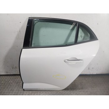 PUERTA TRASERA IZQUIERDA 821015121R 