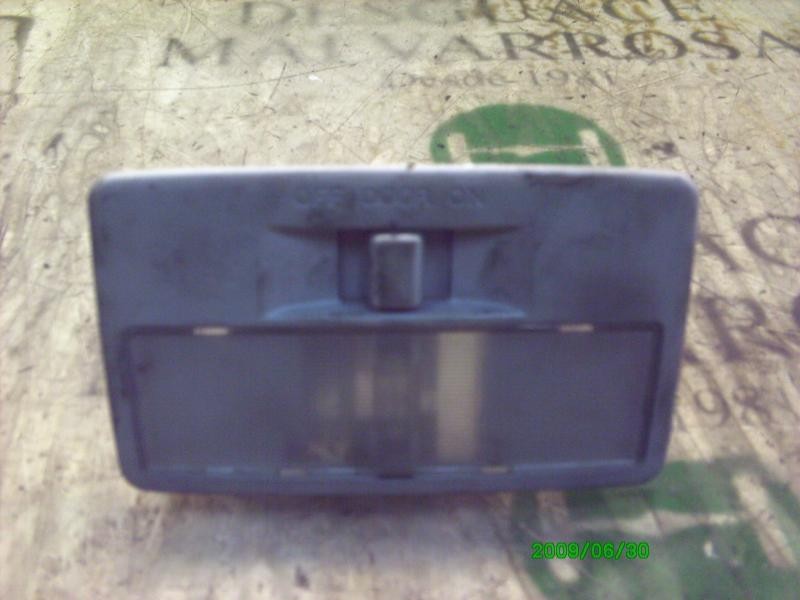 Recambio de piloto interior para mazda 3 berlina (bk) 1.6 crdt active+ referencia OEM IAM   