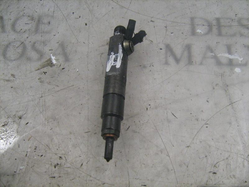 Recambio de inyector para volvo s70 berlina 2.5 d / tdi referencia OEM IAM 8602936 046130201 