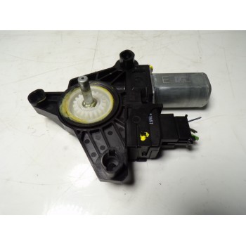 MOTOR ELEVALUNAS TRASERO IZQUIERDO A2139060502 A2139060502 