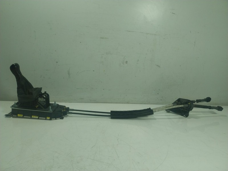 Recambio de palanca cambio para skoda fabia iii (nj3) 1.0 referencia OEM IAM 6C0711049B 6C0711049B 