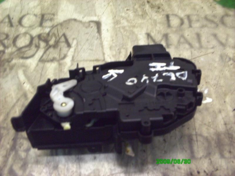 Recambio de motor c/c trasero izquierdo para mazda 3 berlina (bk) 1.6 crdt active+ referencia OEM IAM   