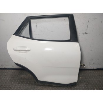 PUERTA TRASERA DERECHA 77004H8400 