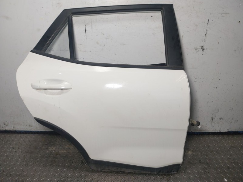 Recambio de puerta trasera derecha para kia stonic (yb) 1.2 cvvt referencia OEM IAM 77004H8400  