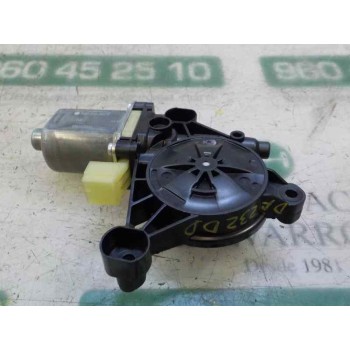 MOTOR ELEVALUNAS DELANTERO DERECHO 5Q0959801C 5Q0959801C 
