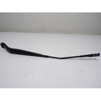 BRAZO LIMPIA DELANTERO IZQUIERDO A44778200000 A44778200000 