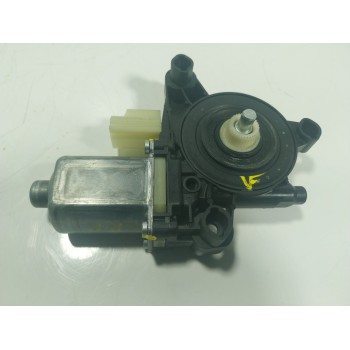 MOTOR ELEVALUNAS DELANTERO DERECHO 2458517 0130822089 