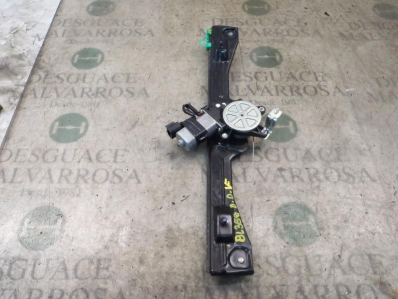 Recambio de elevalunas delantero derecho para fiat linea (110) emotion referencia OEM IAM 51789651 51789651 