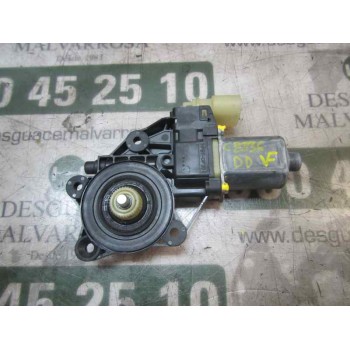 MOTOR ELEVALUNAS DELANTERO DERECHO 67622757044 0130822381