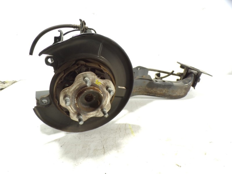 Recambio de mangueta trasera derecha para nissan qashqai (j10) tekna referencia OEM IAM 55501JD00A  