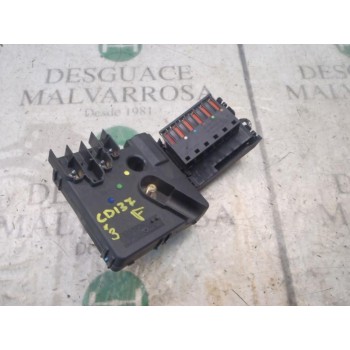 CAJA RELES / FUSIBLES 2119820402 