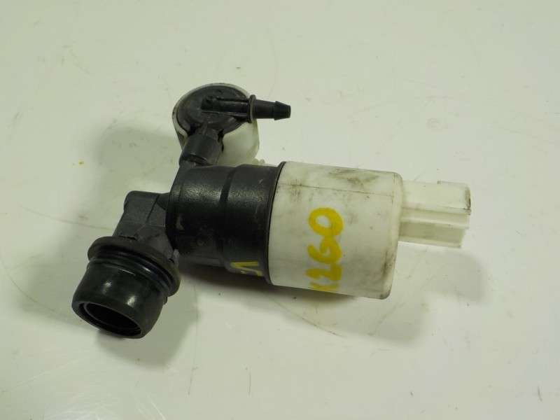 Recambio de bomba limpia para ford grand c-max 1.0 ecoboost cat referencia OEM IAM 1692412 AV6117K624AA 