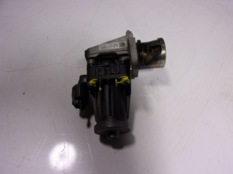 Recambio de valvula egr para dacia duster 1.5 dci diesel fap cat referencia OEM IAM 147107172R 7172RB1341 
