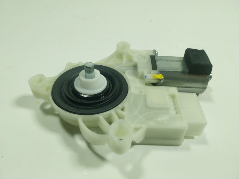 Recambio de motor elevalunas delantero izquierdo para bmw 3 (g20, g80, g28) 330 i referencia OEM IAM 51358495865 8495865 