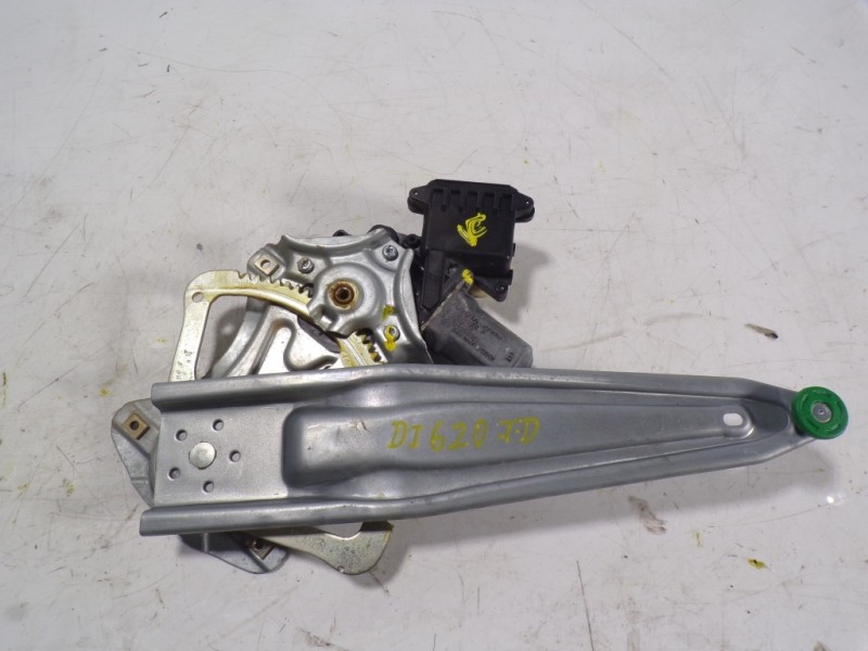 Recambio de elevalunas trasero derecho para toyota auris 1.8 16v cat (híbrido) referencia OEM IAM 6983002430 857200240B 