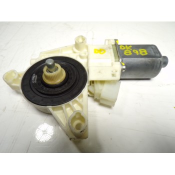 MOTOR ELEVALUNAS DELANTERO DERECHO A4479063600 A4479063600 