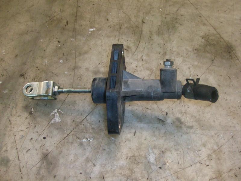 Recambio de bomba embrague para hyundai santa fe (sm) 2.0 gls crdi 4x4 referencia OEM IAM 4161026000  