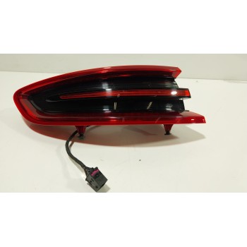 PILOTO TRASERO IZQUIERDO 95B945095D 95B945095D 