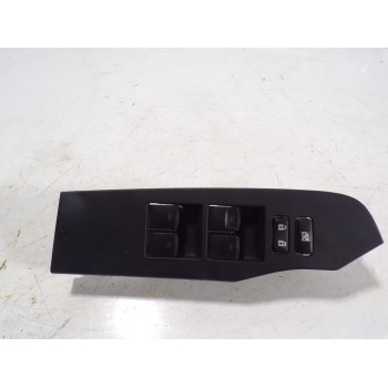 MANDO ELEVALUNAS DELANTERO IZQUIERDO 8404002120 Z423202E20 Z423202E20