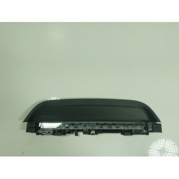 PILOTO TRASERO CENTRAL 63257420460 742046008 