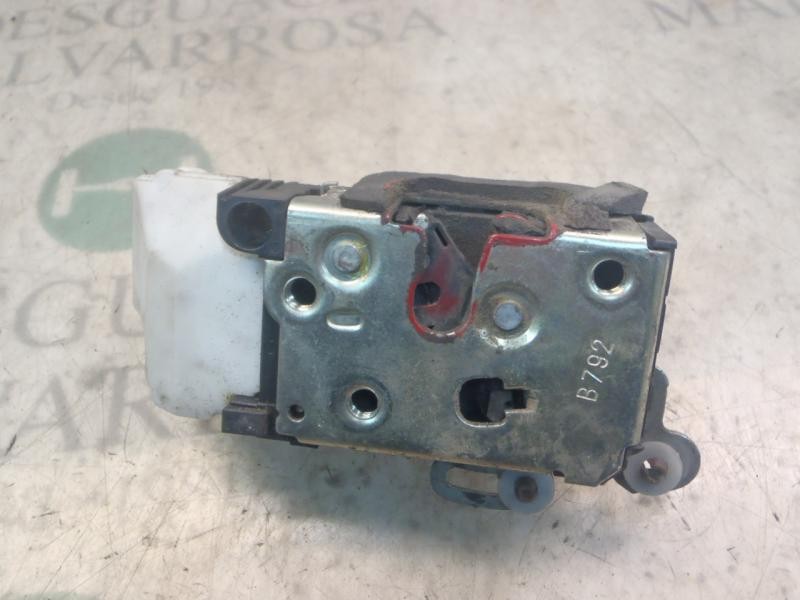 Recambio de cerradura puerta delantera derecha para alfa romeo 147 (190) 1.9 jtd 16v 150 distinctive referencia OEM IAM   