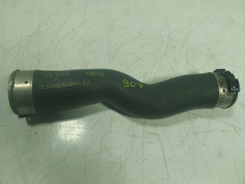 Recambio de tubo intercooler para bmw 5 (f10) 520 d referencia OEM IAM 11617810614  