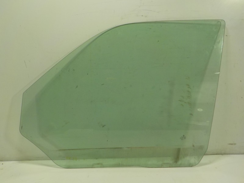 Recambio de cristal puerta delantero izquierdo para volkswagen t6.1 caravelle (sh) 2.0 tdi referencia OEM IAM 7H0845201D  