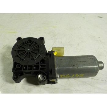 MOTOR ELEVALUNAS DELANTERO DERECHO 