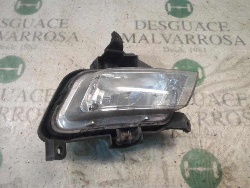 Recambio de faro antiniebla derecho para kia cee´´d concept referencia OEM IAM   