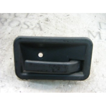 MANETA INTERIOR DELANTERA DERECHA 