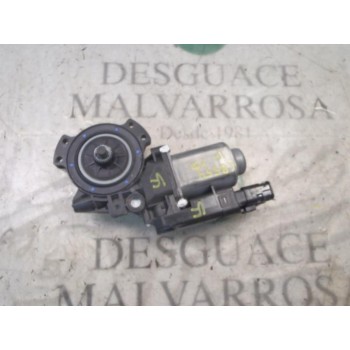 MOTOR ELEVALUNAS TRASERO DERECHO 