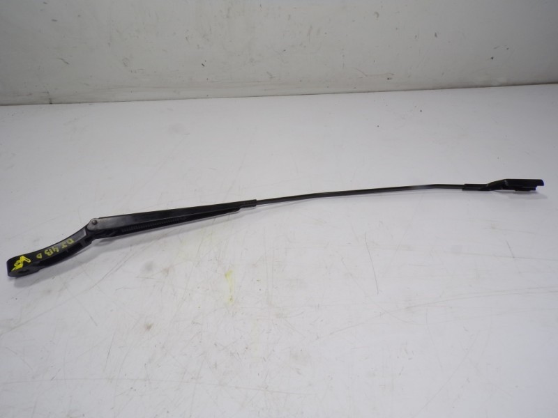 Recambio de brazo limpia delantero derecho para opel grandland x 1.5 cdti dpf referencia OEM IAM YP00151980  