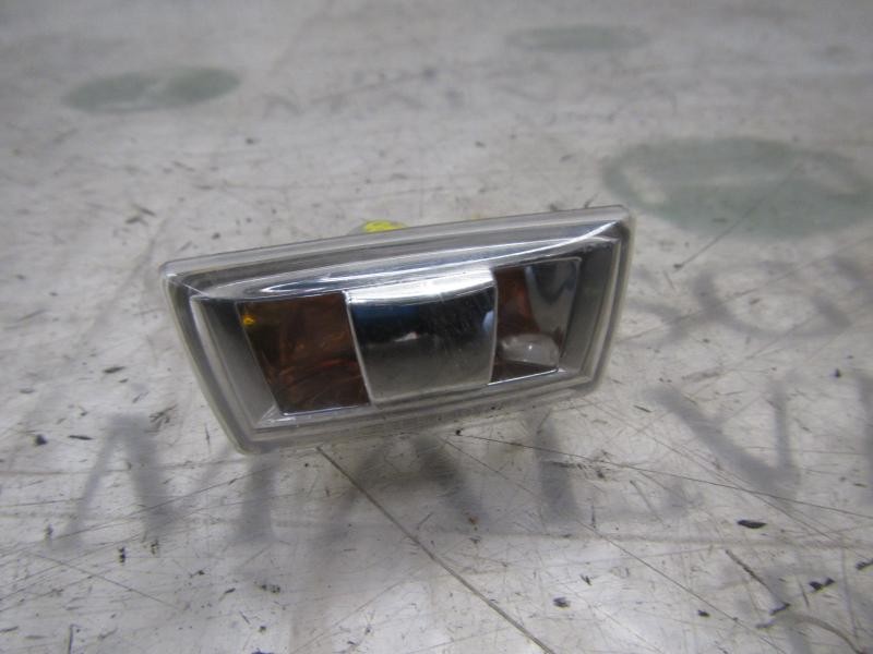 Recambio de piloto lateral derecho para opel corsa d ´´111 years´´ referencia OEM IAM   