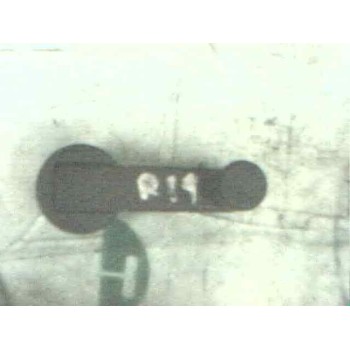 MANETA ELEVALUNAS DELANTERA IZQUIERDA 