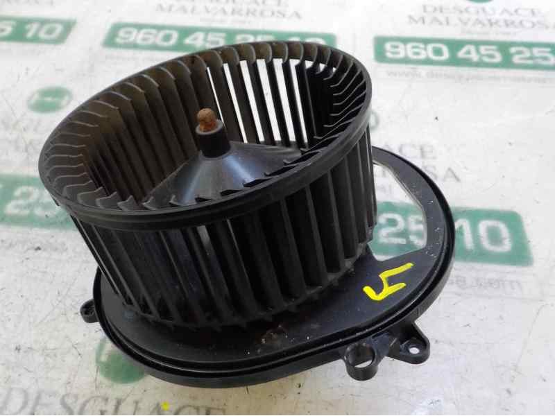 Recambio de motor calefaccion para bmw serie 3 lim. (f30) 320d referencia OEM IAM 64119350396 T947775 T947775