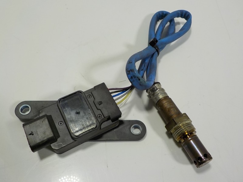 Recambio de sonda lambda para mercedes-benz clase v (w447) v220d exclusive largo (447.813) referencia OEM IAM A0009059513 A00090