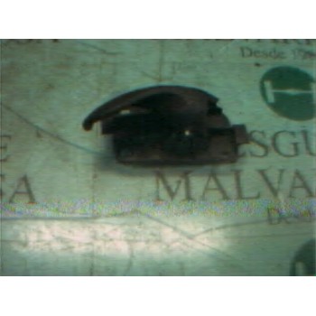 MANETA INTERIOR DELANTERA DERECHA 