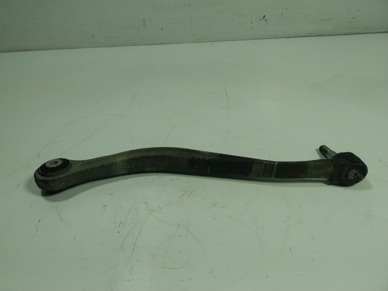 Recambio de brazo suspension inferior trasero derecho para bmw 5 (f10) 520 d referencia OEM IAM 33326775902  
